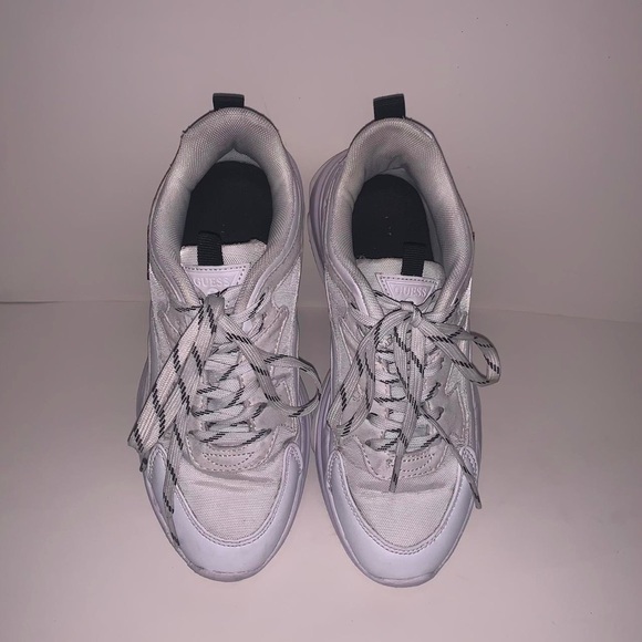 SOLD - WHITE CHUNKY DAD SNEAKERS - Picture 3 of 4